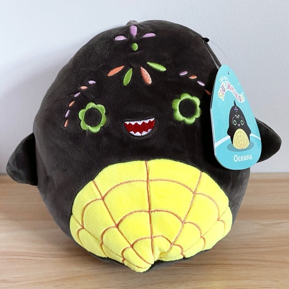 Squishmallows Other - Squishmallow Oceana the Shark DOTD 8 inch NWT